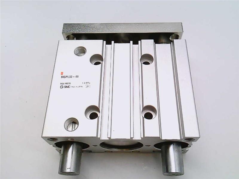 MGPL32-40 by SMC