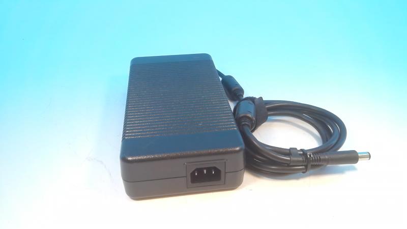 HEWLETT PACKARD COMPUTER 677765-003