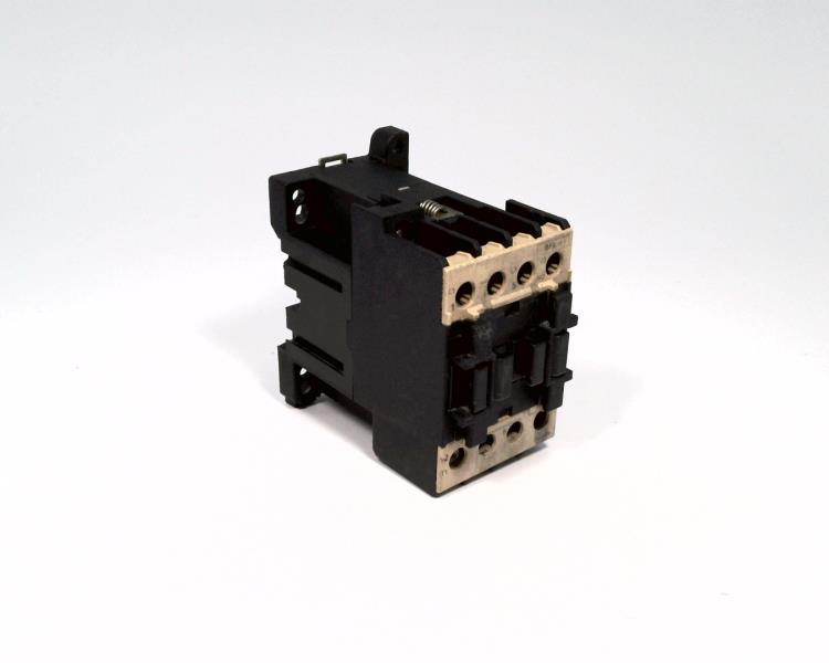 LOVATO BF9.10-24V/50HZ-29V/60HZ