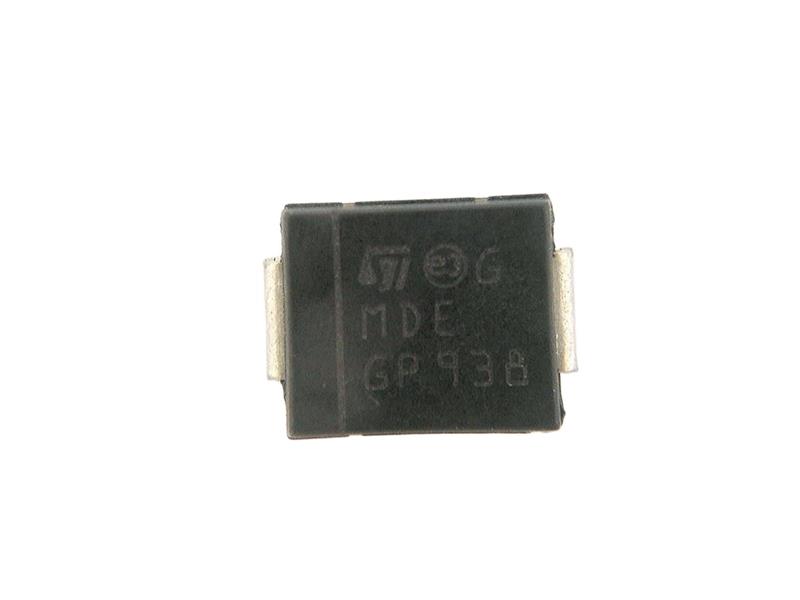 ST MICRO SM15T6V8A