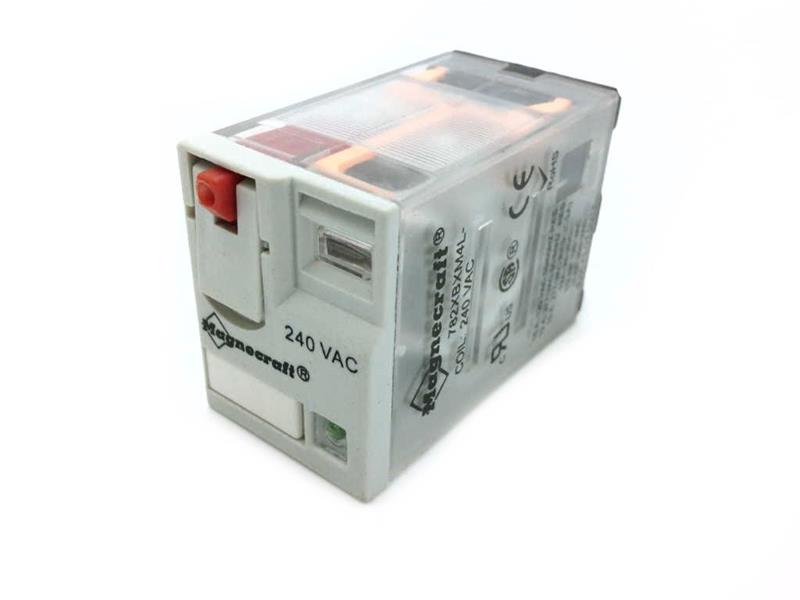 SCHNEIDER ELECTRIC 782XBXM4L-240A