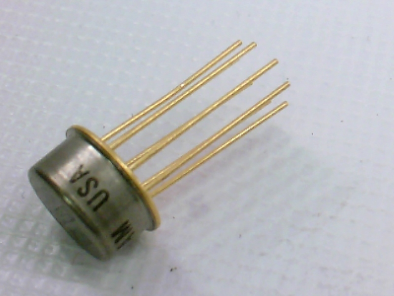 TEXAS INSTRUMENTS SEMI OPA2111AM