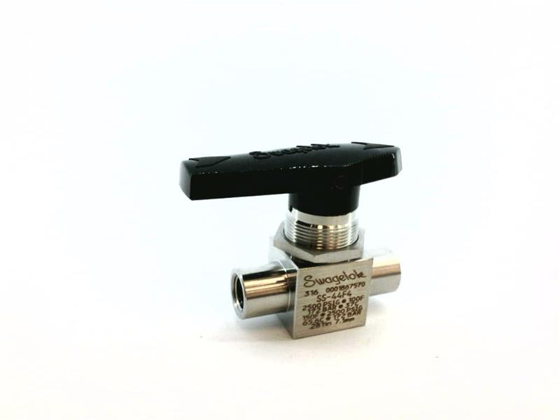 SWAGELOK SS-44F4