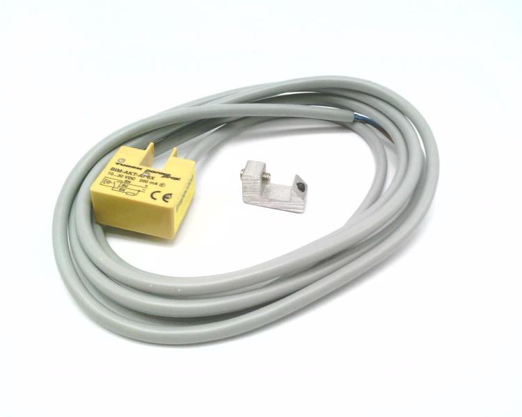 TURCK BIM-AKT-AP6X W/KLA1