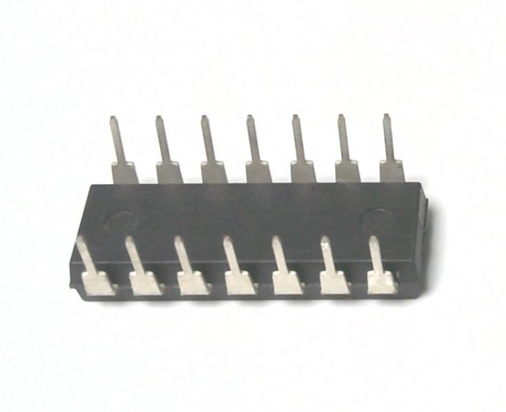 NXP SEMICONDUCTOR MC3303P