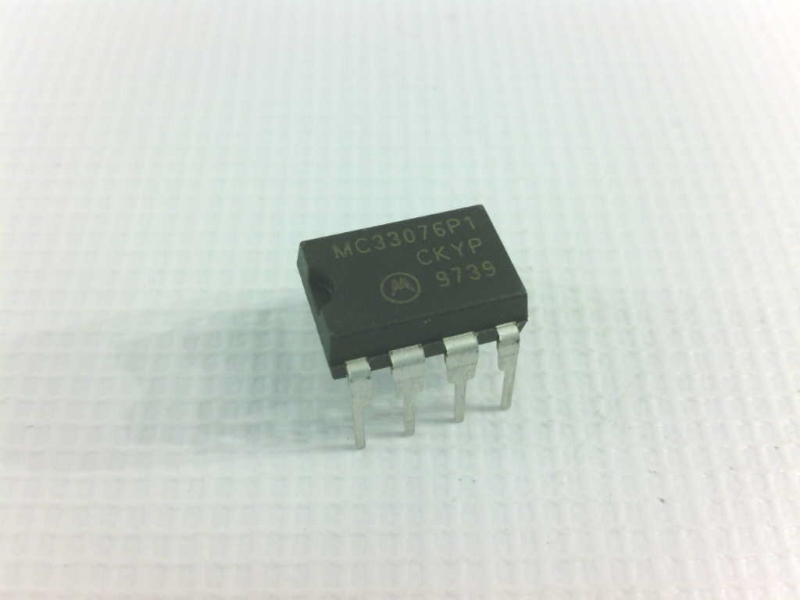 NXP SEMICONDUCTOR MC33076P1