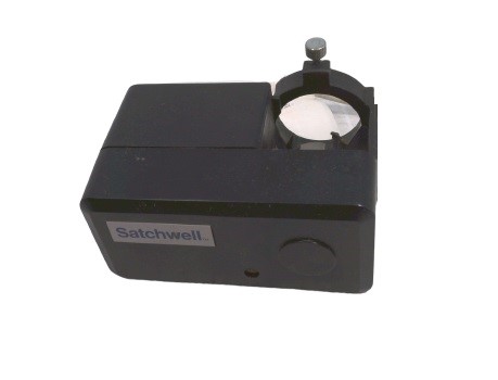 SCHNEIDER ELECTRIC AVUM5601