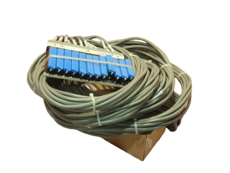 AMPHENOL 407803568N