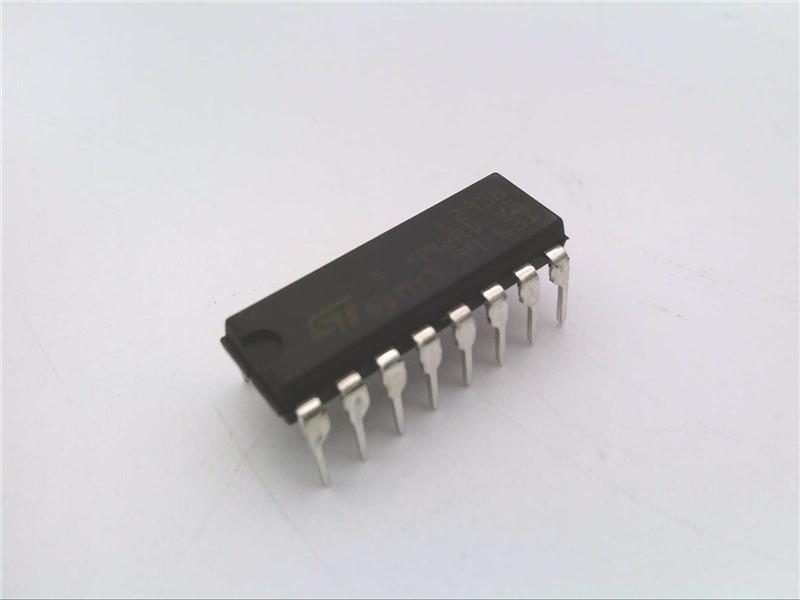 ST MICRO L293B