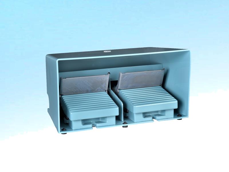 SCHNEIDER ELECTRIC XPEM5110D