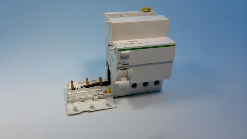 SCHNEIDER ELECTRIC A9V41363