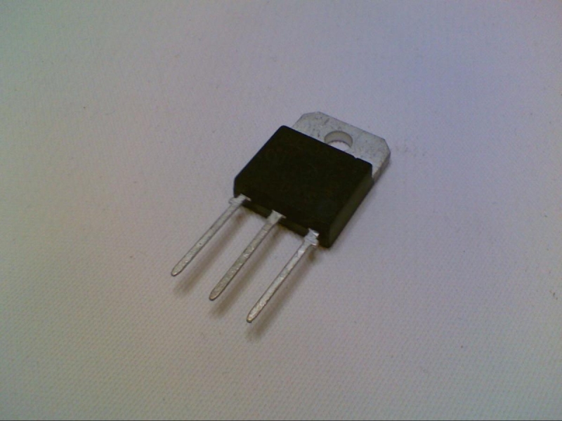INFINEON BUZ305