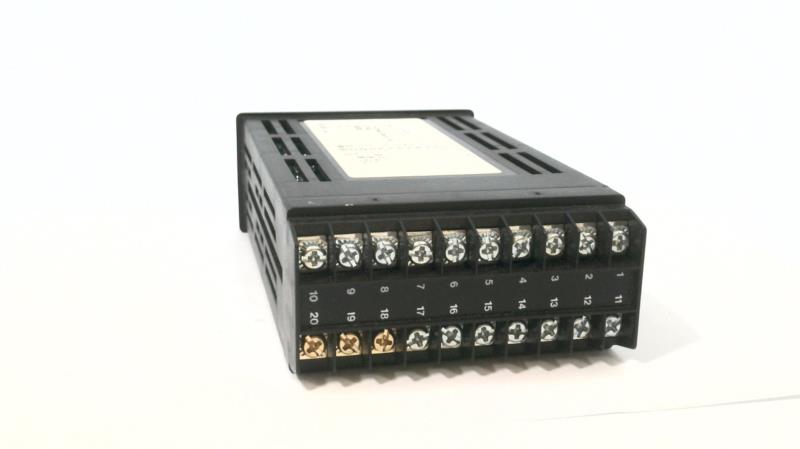 INVENSYS 847/R1/0/0/0/0/QLS/(AJGF100)/@AS1