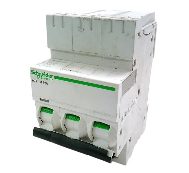 SCHNEIDER ELECTRIC SE10C332