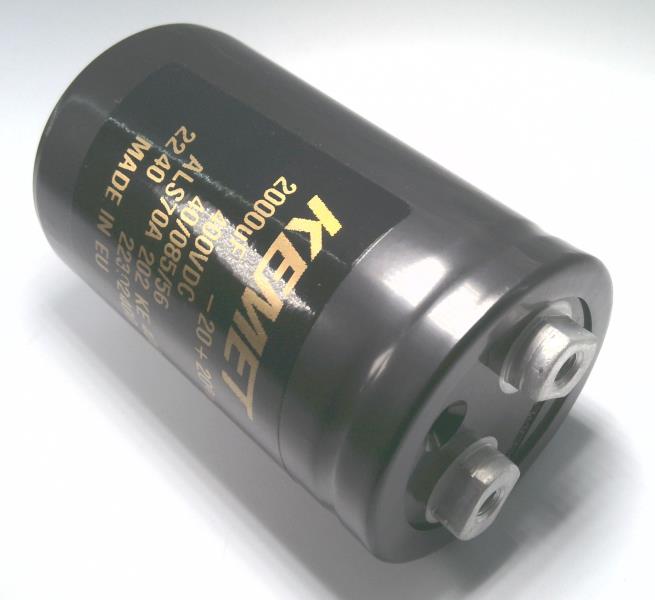 YAGEO ALS70A202KE400