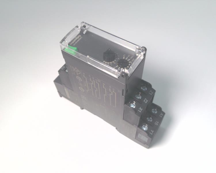 SCHNEIDER ELECTRIC RE22R1CMR
