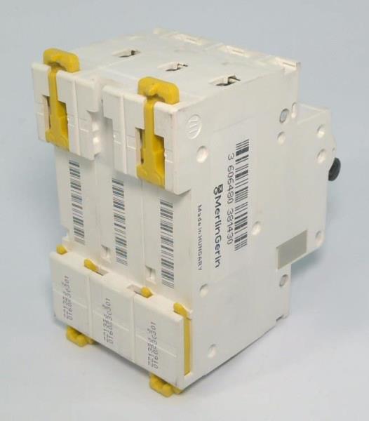 SCHNEIDER ELECTRIC A9N21045