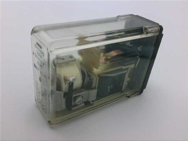 STRUTHERS DUNN RELAYS 255XBXP-230VAC