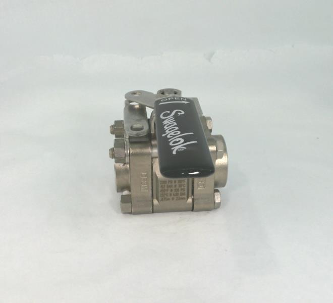 SWAGELOK SS-65TF12-JL