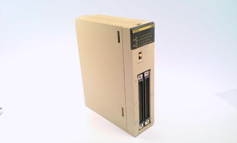 OMRON CS1W-OD261