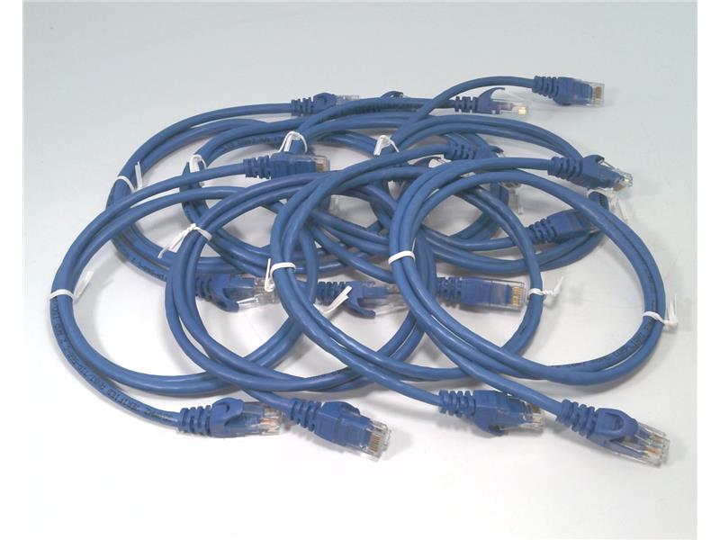 CABLE MATTERS 150001-BLU-3X8