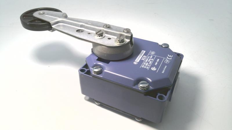 SCHNEIDER ELECTRIC XCRB55