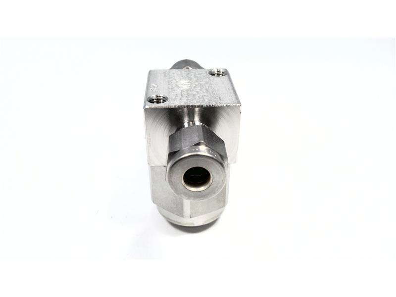 SWAGELOK SS-6TF-MM-UG-7