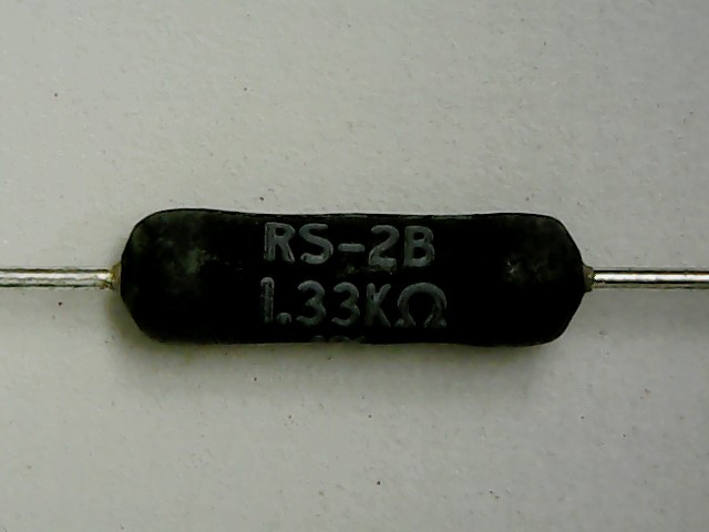 VISHAY RS02B1K330FE12