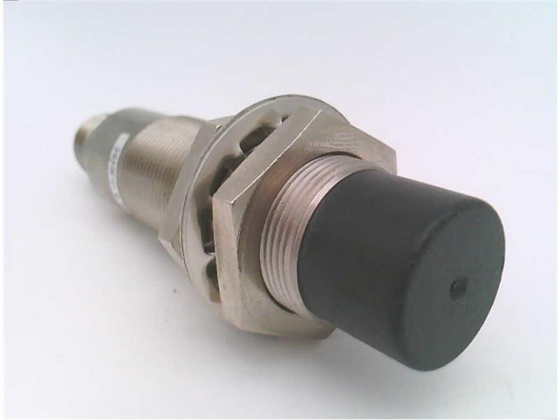 ALLEN BRADLEY 872C-D8NP18-D4