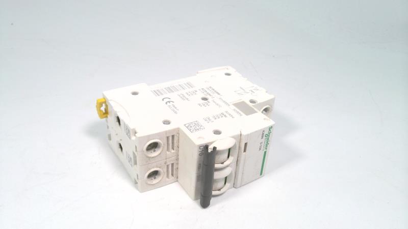 SCHNEIDER ELECTRIC A9F45210