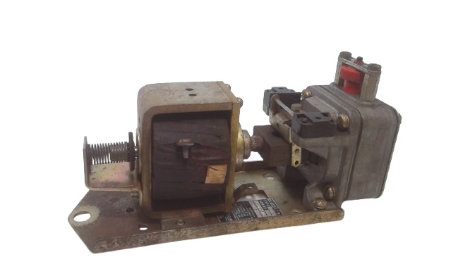 SCHNEIDER ELECTRIC 9050-C01E-V61