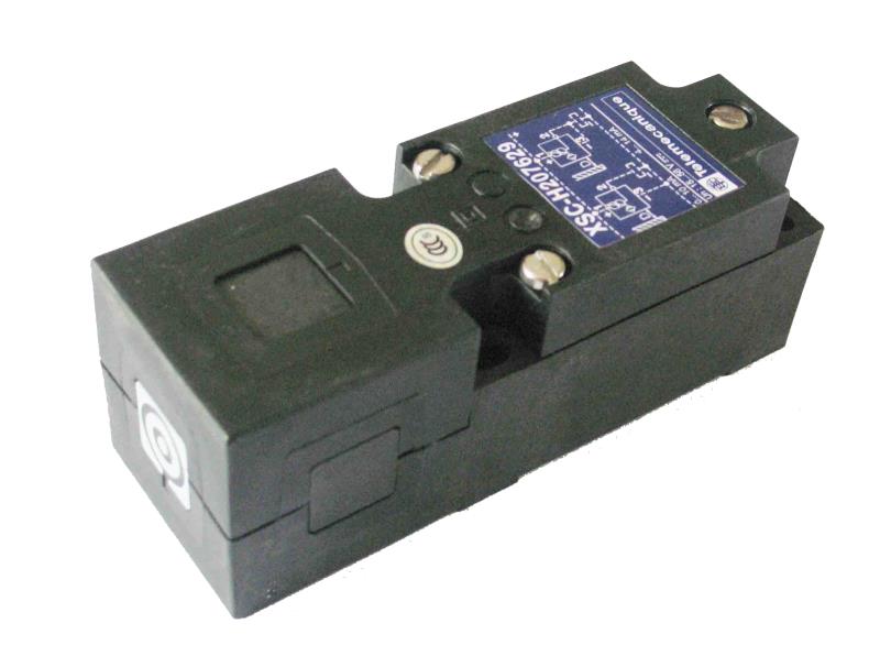 SCHNEIDER ELECTRIC XSC-H207629-H7