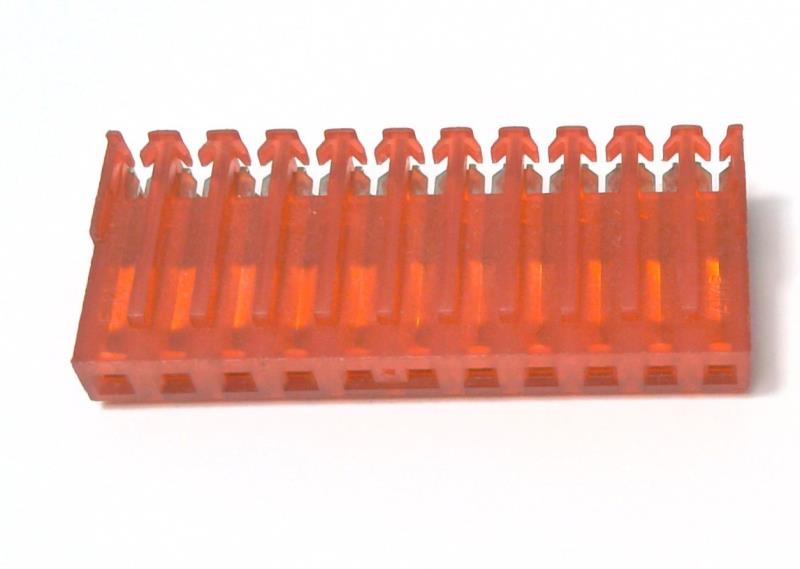 TE CONNECTIVITY 4-640428-1