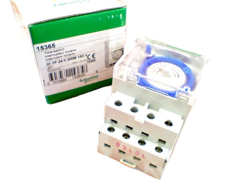 15365 by SCHNEIDER ELECTRIC