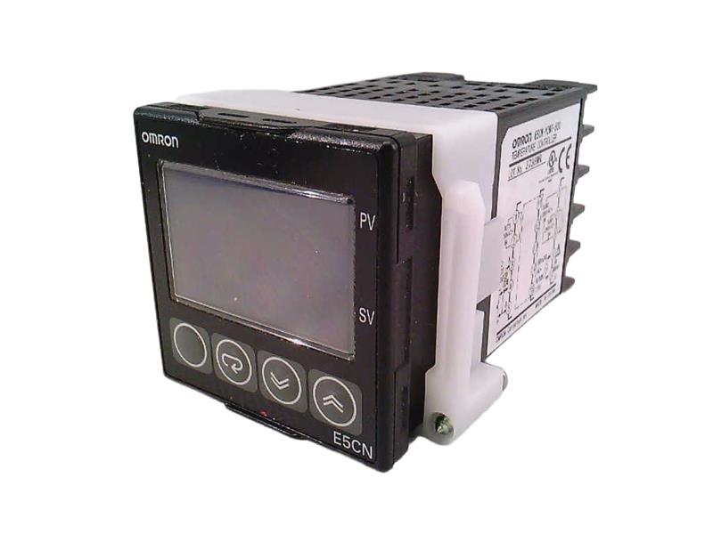 E5CN-Y2MT-500AC100-240 by OMRON