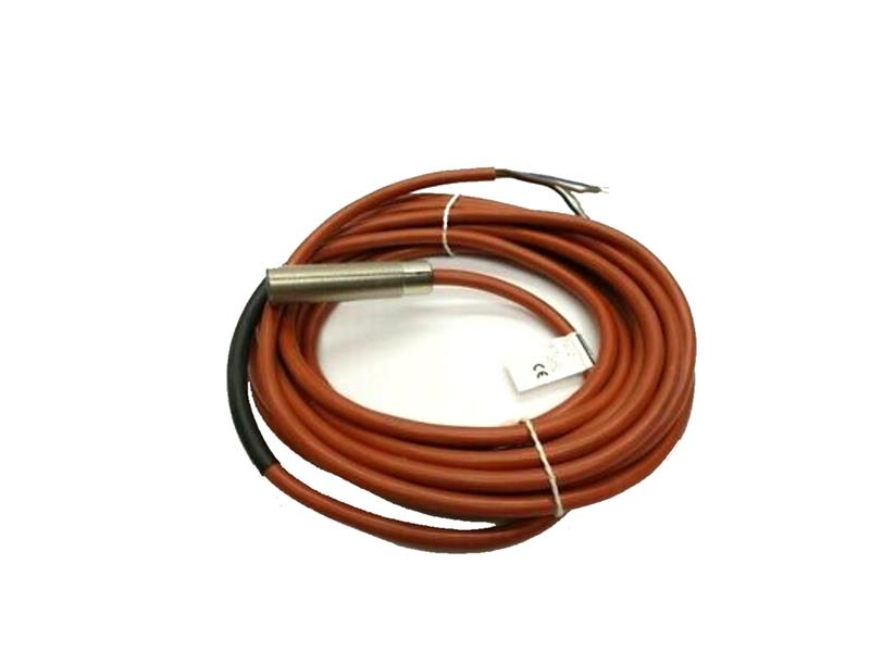 BALLUFF BES 516-105-SA1-05