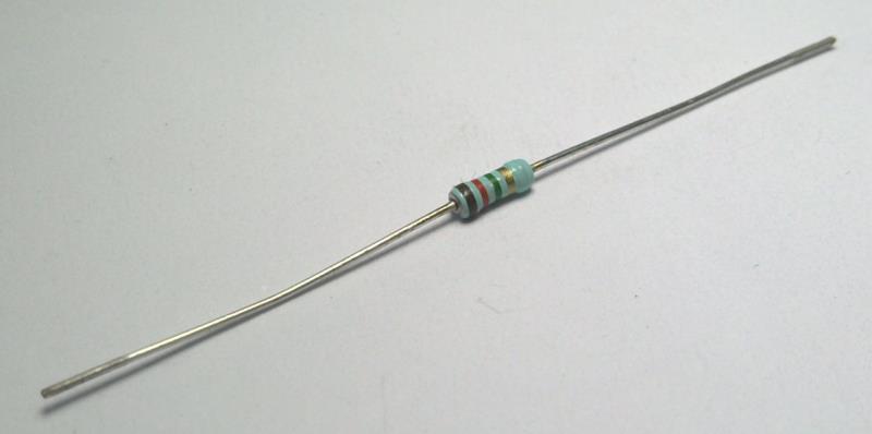 VISHAY SFR2500001204JA500