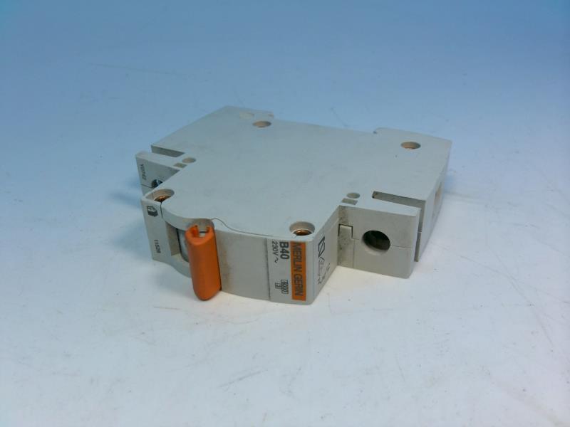 SCHNEIDER ELECTRIC 11528