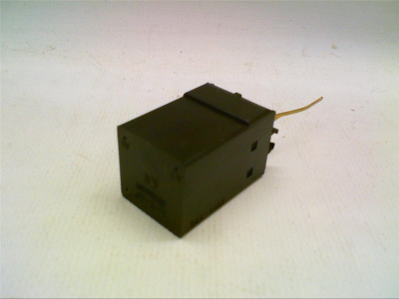 E-T-A CIRCUIT BREAKERS X3120-U-00-00-L