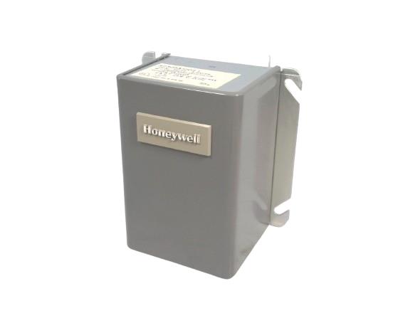 HONEYWELL R7305A1004 1