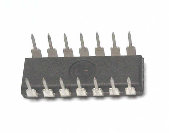 NXP SEMICONDUCTOR MC74HC11N