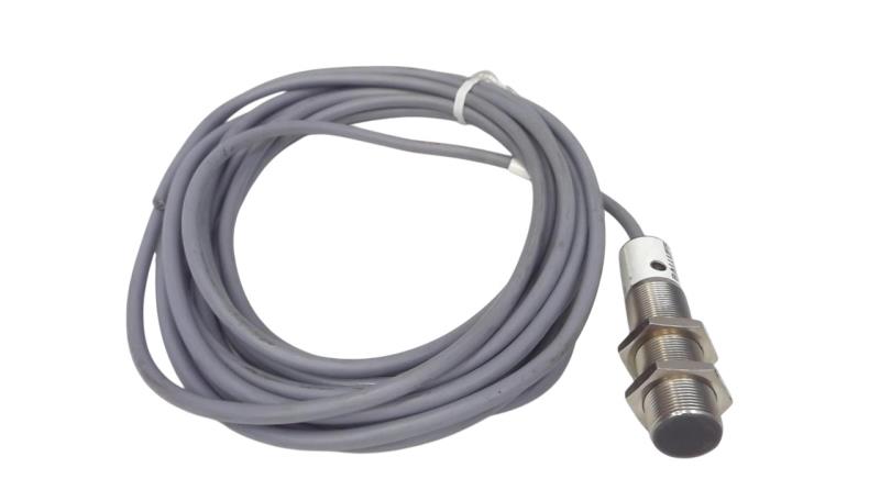 BALLUFF BES 516-326-BO-C-05