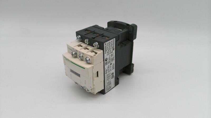 SCHNEIDER ELECTRIC LC1D096V7