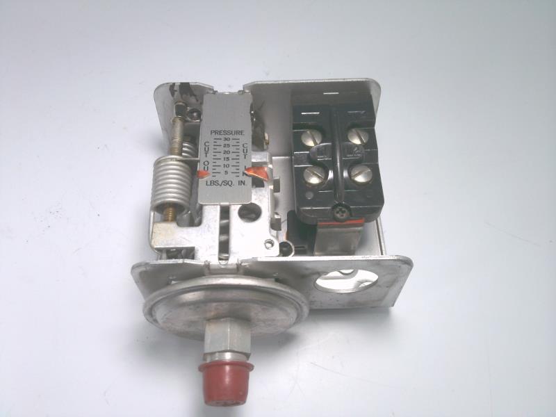 JOHNSON CONTROLS 6270MP10