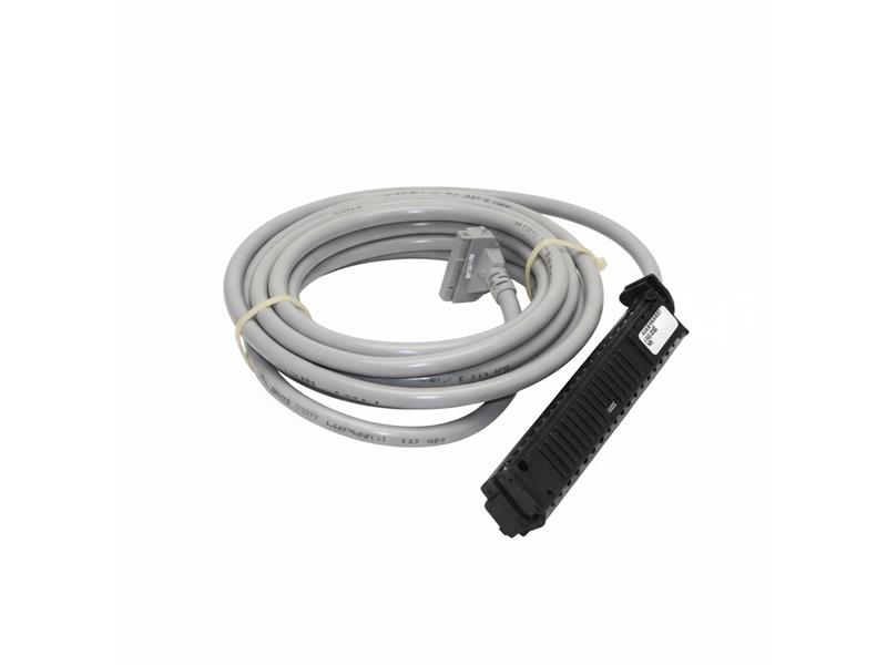 ALLEN BRADLEY 1492-CABLE050J