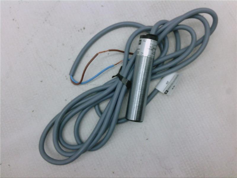 SCHNEIDER ELECTRIC XSA-A05521