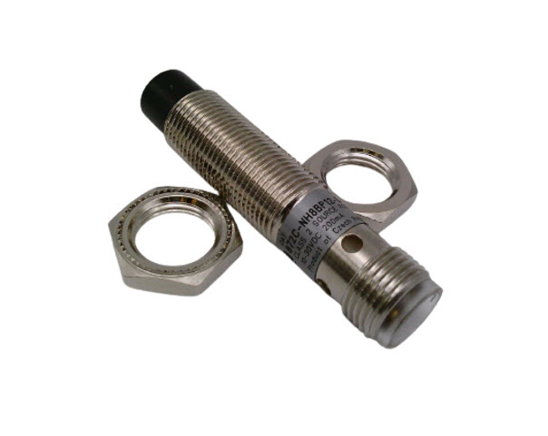 ALLEN BRADLEY 872C-NH8BP12-D4