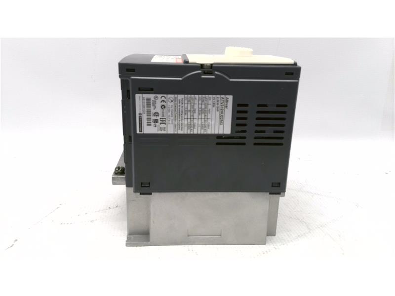 SCHNEIDER ELECTRIC ATV312HU22M3