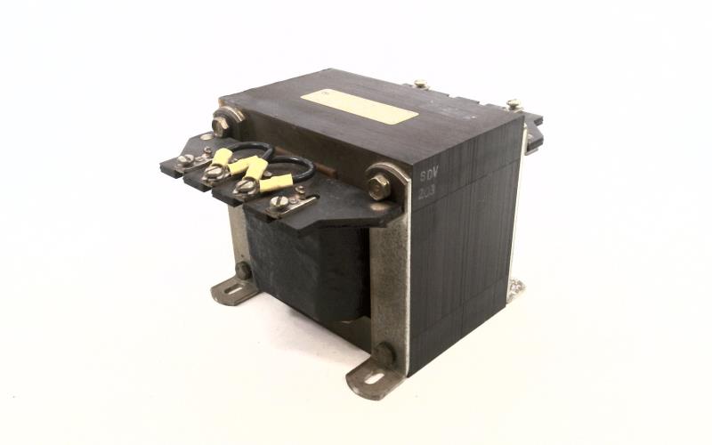 SCHNEIDER ELECTRIC 9070-E071