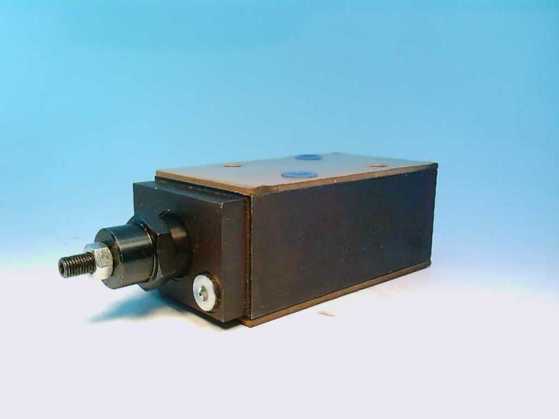 868851 by EATON CORPORATION